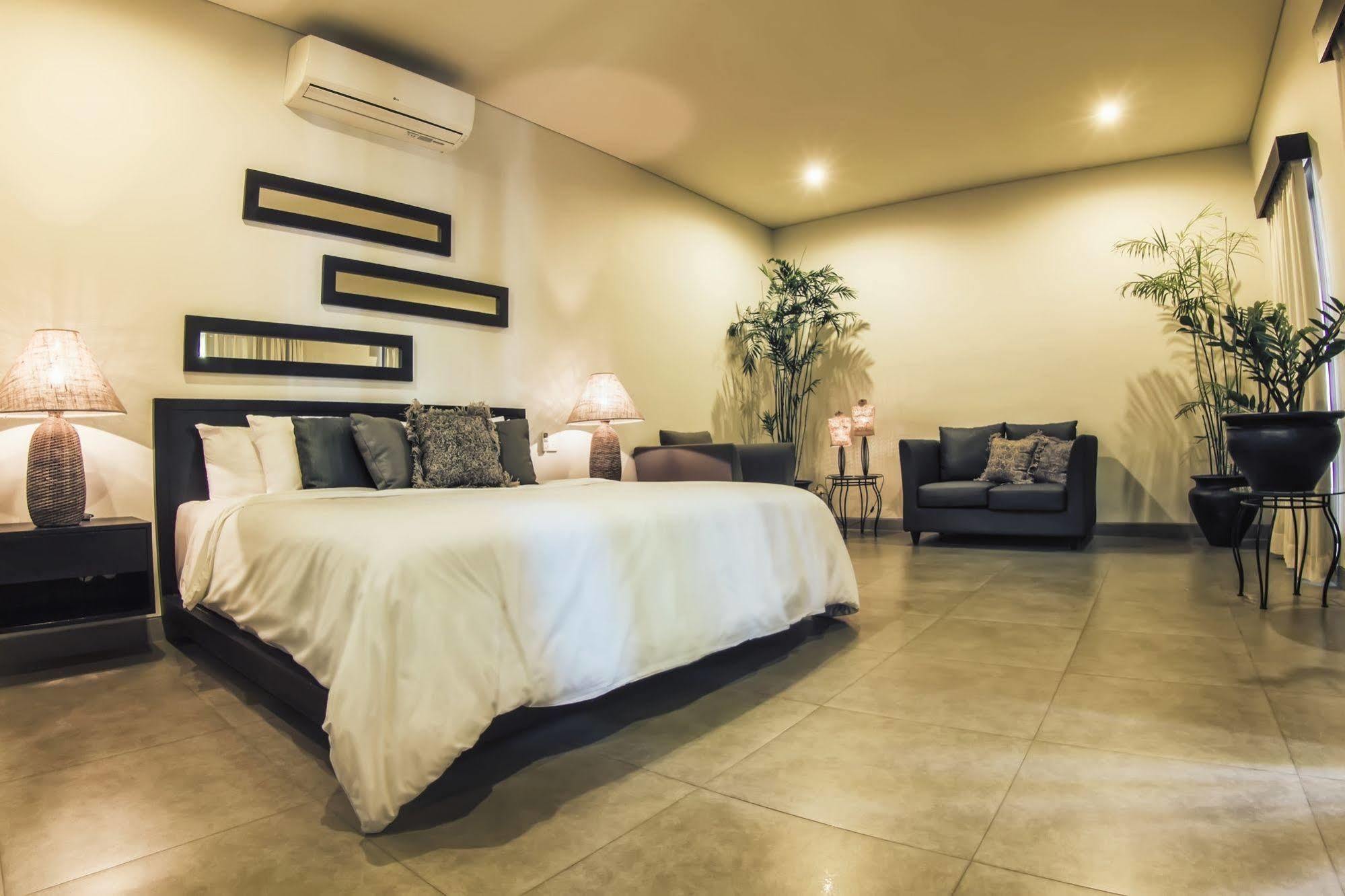 סמיניאק Villa Lamunan מראה חיצוני תמונה
